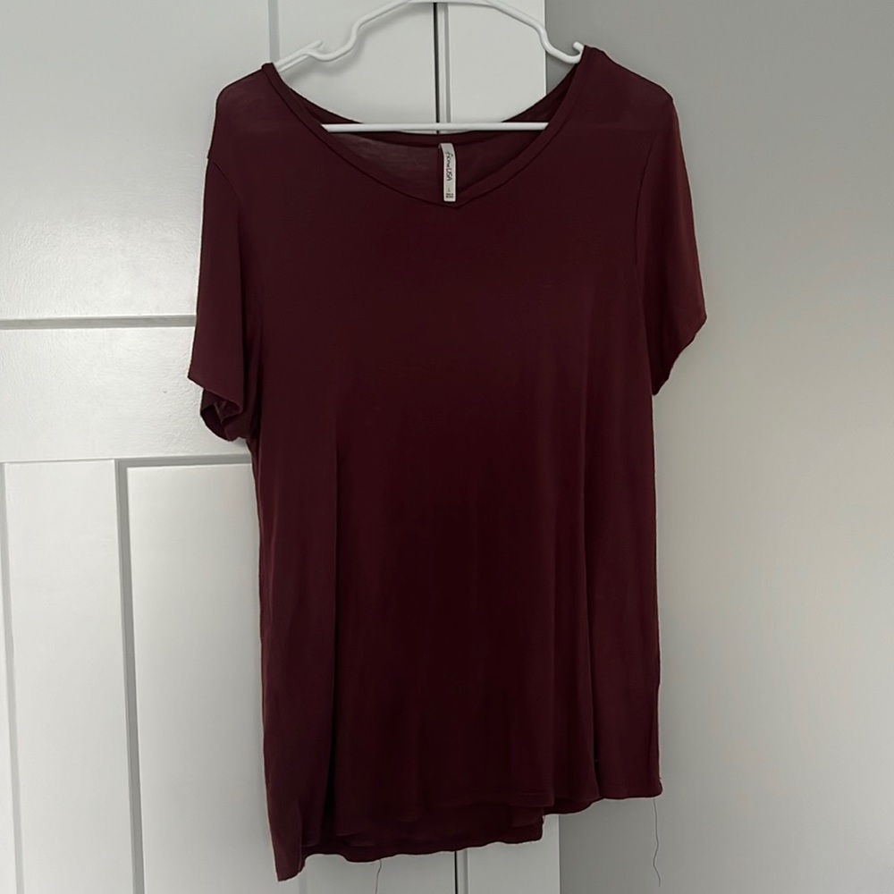 Flowy v neck t shirt